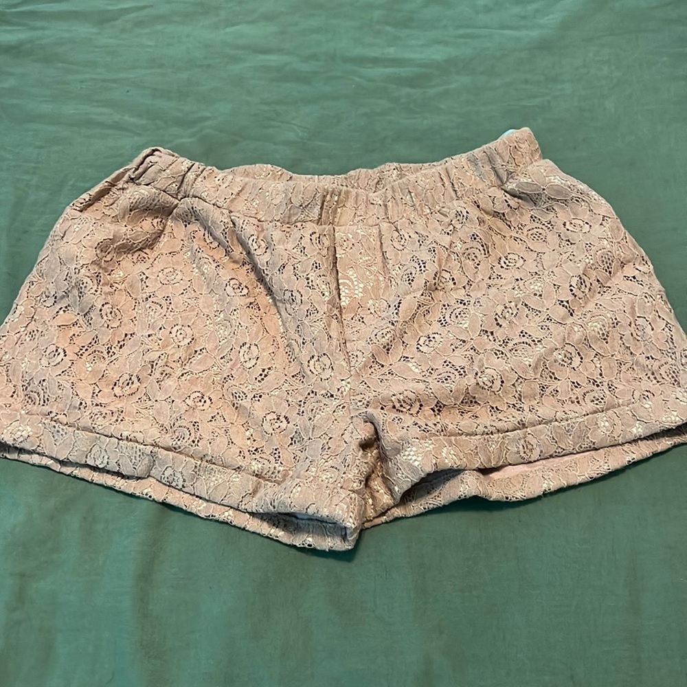 Umgee lace shorts size XL